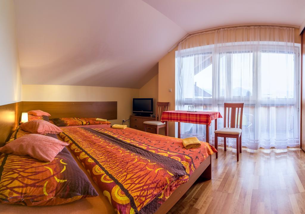 Hotel Privat Baja Liptovský Mikuláš Exterior foto